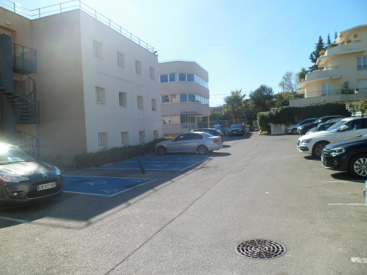 Hotelf1 Villeneuve Loubet المظهر الخارجي الصورة